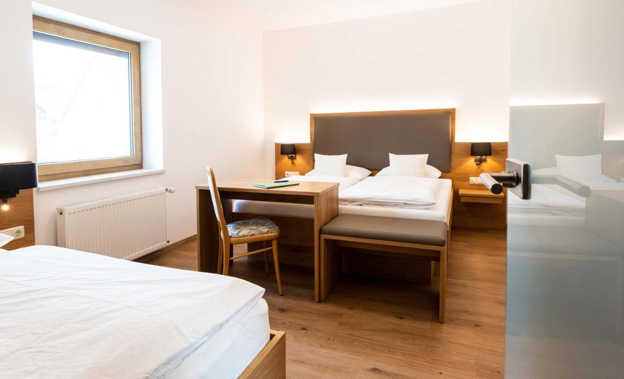 Hotel Gasthof Rosenwirt Au in der Hallertau Eksteriør bilde