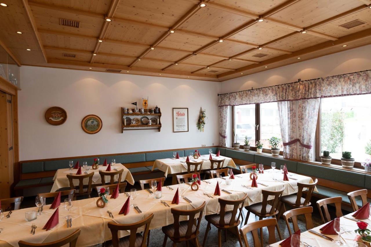 Hotel Gasthof Rosenwirt Au in der Hallertau Eksteriør bilde